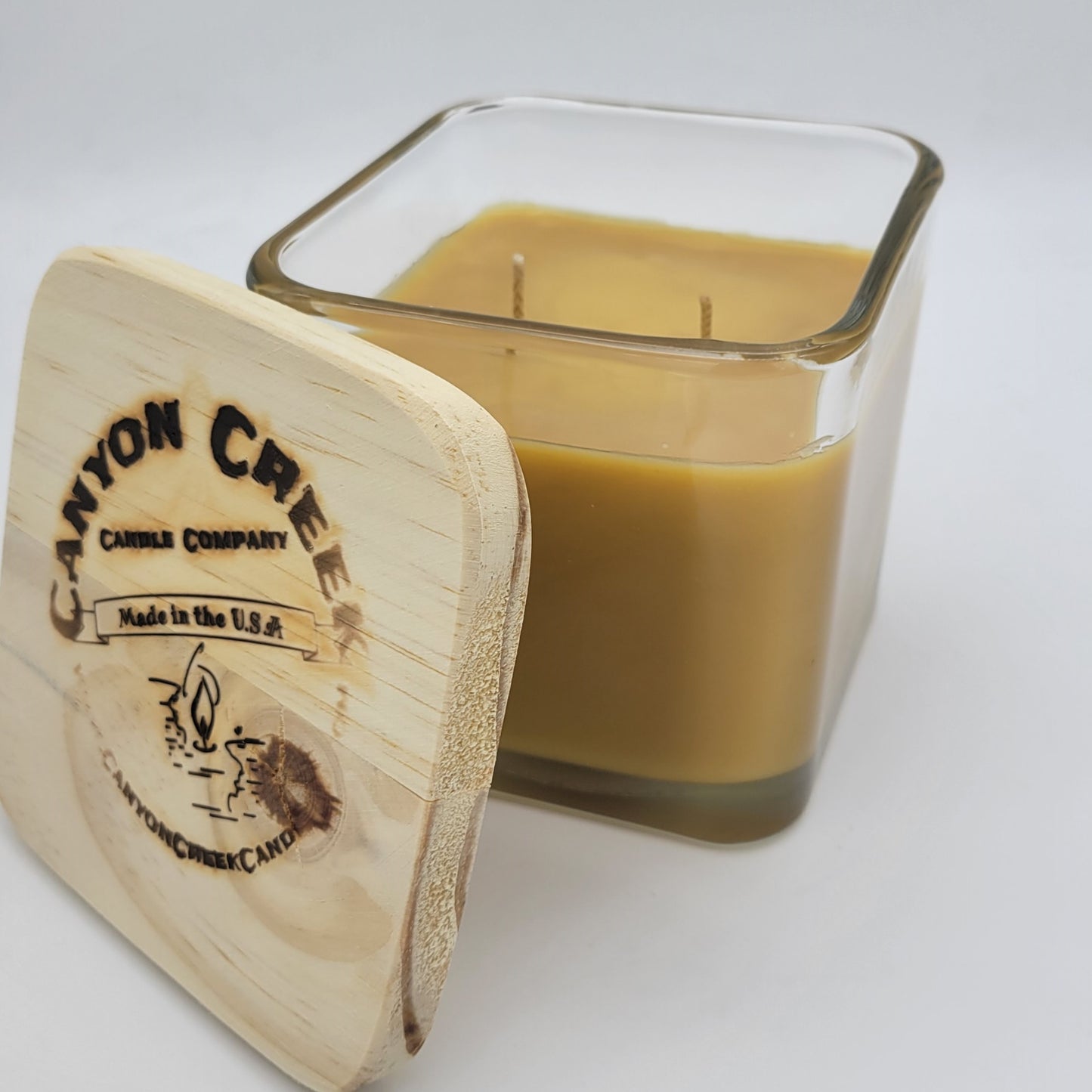 Christmas Presence 14oz cube jar candle