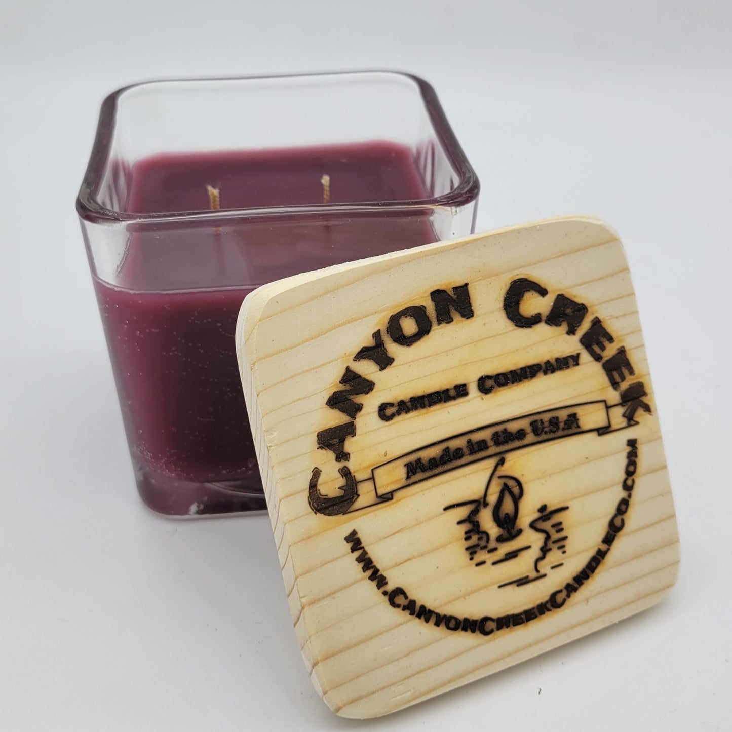 Modern Musk candle