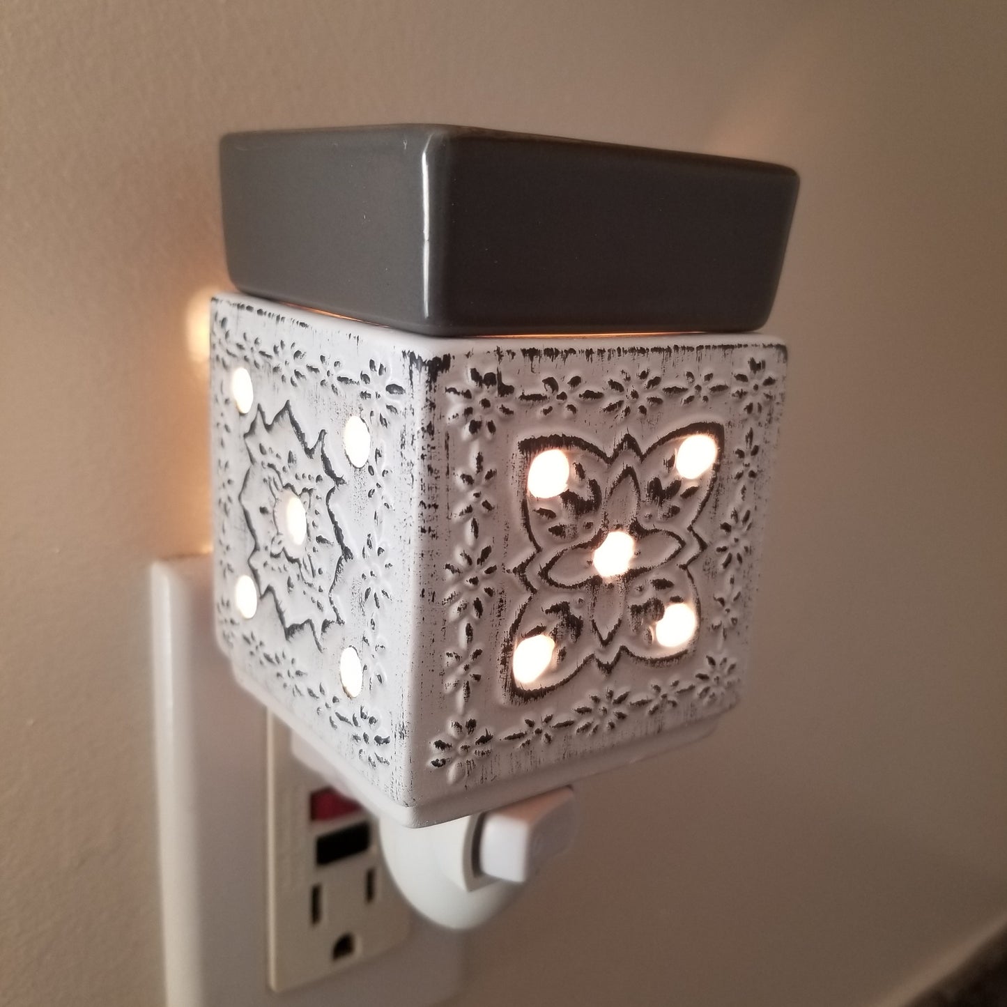 Pluggable Melt Warmer-Modern Cottage