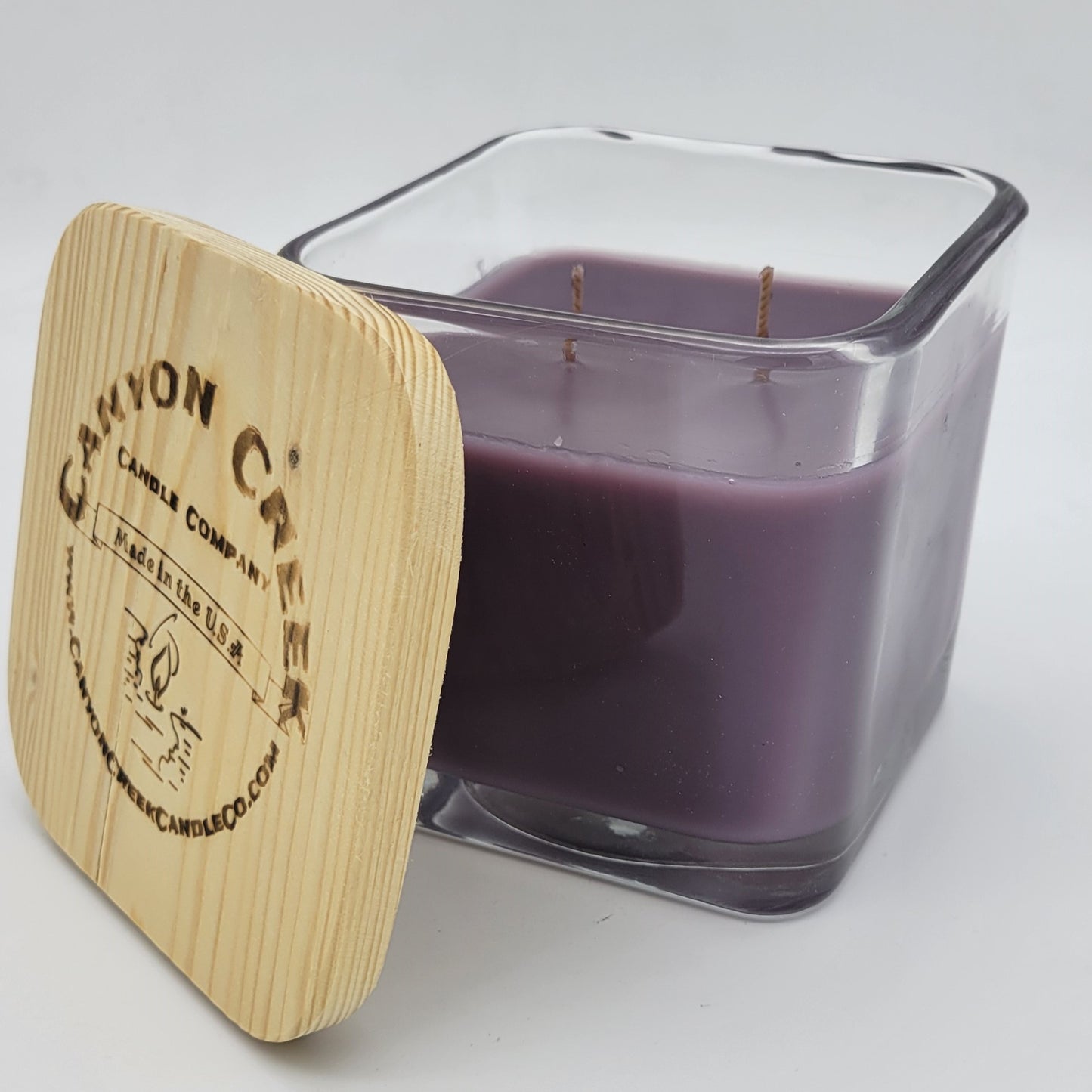 Warm Welcome candle