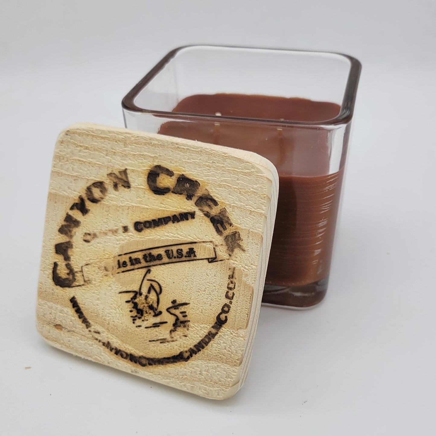 Saddle 9oz jar candle