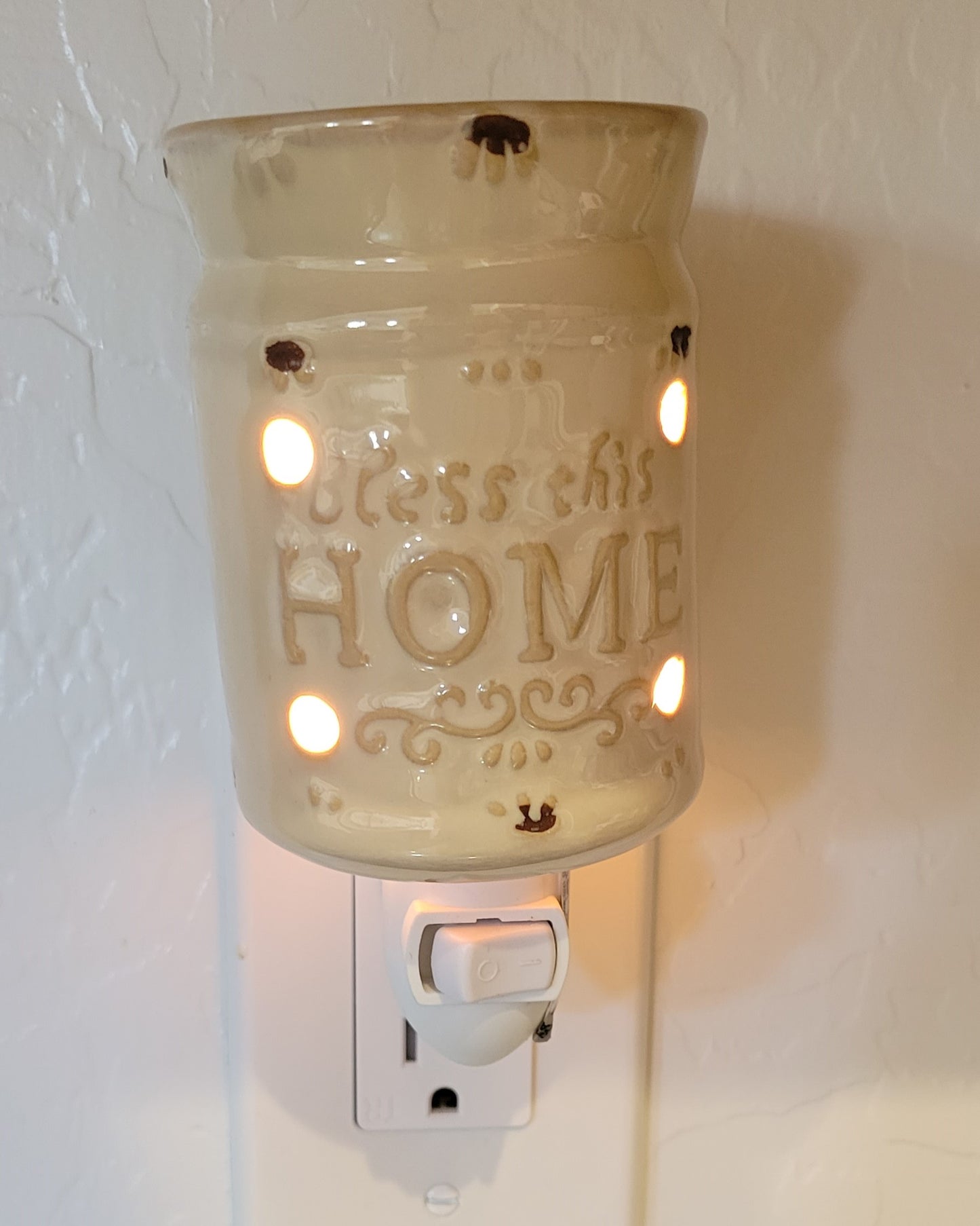 Pluggable Melt Warmer-Bless this Home